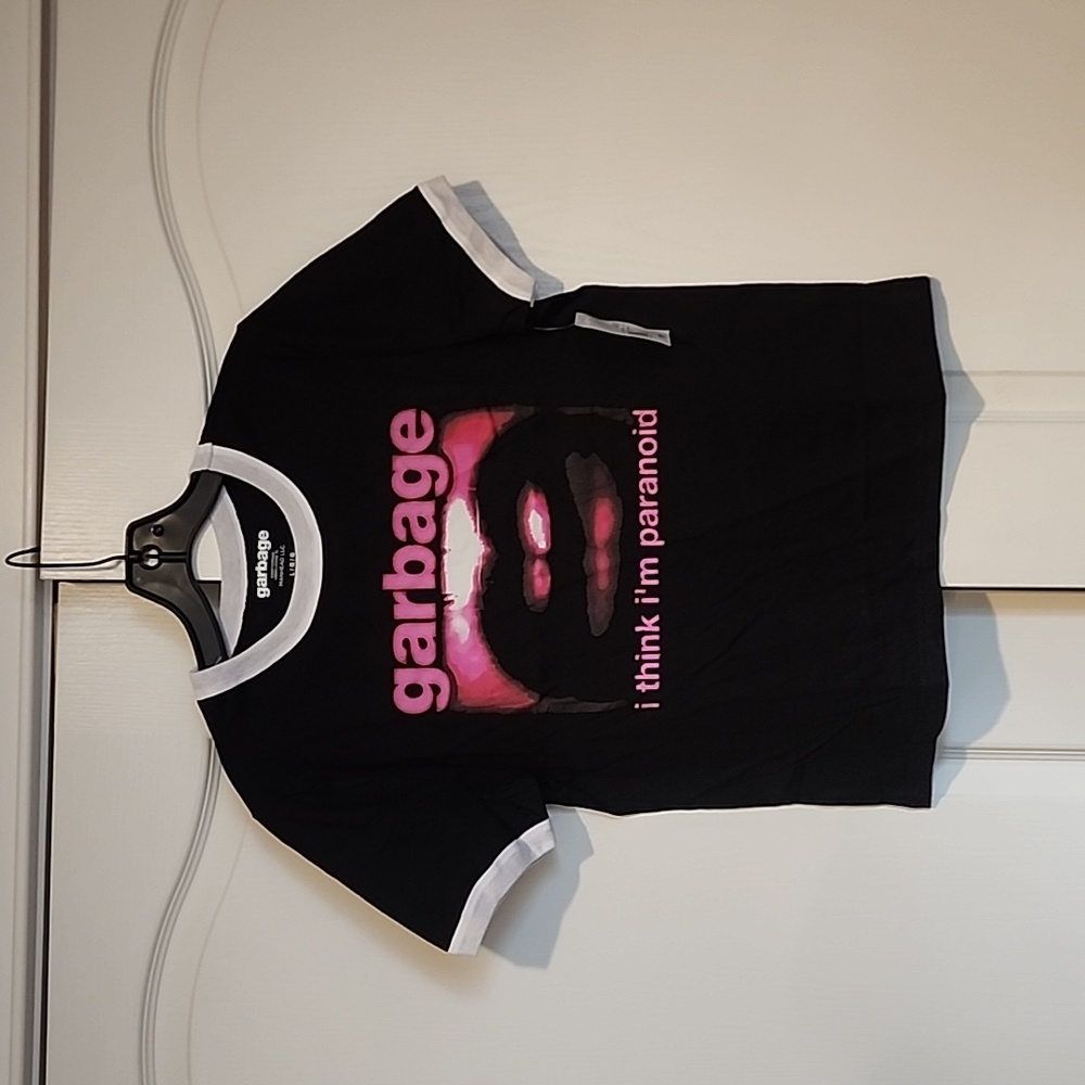 Garbage graphic tee. I think I'm paranoid. L,M,S sizes available.
